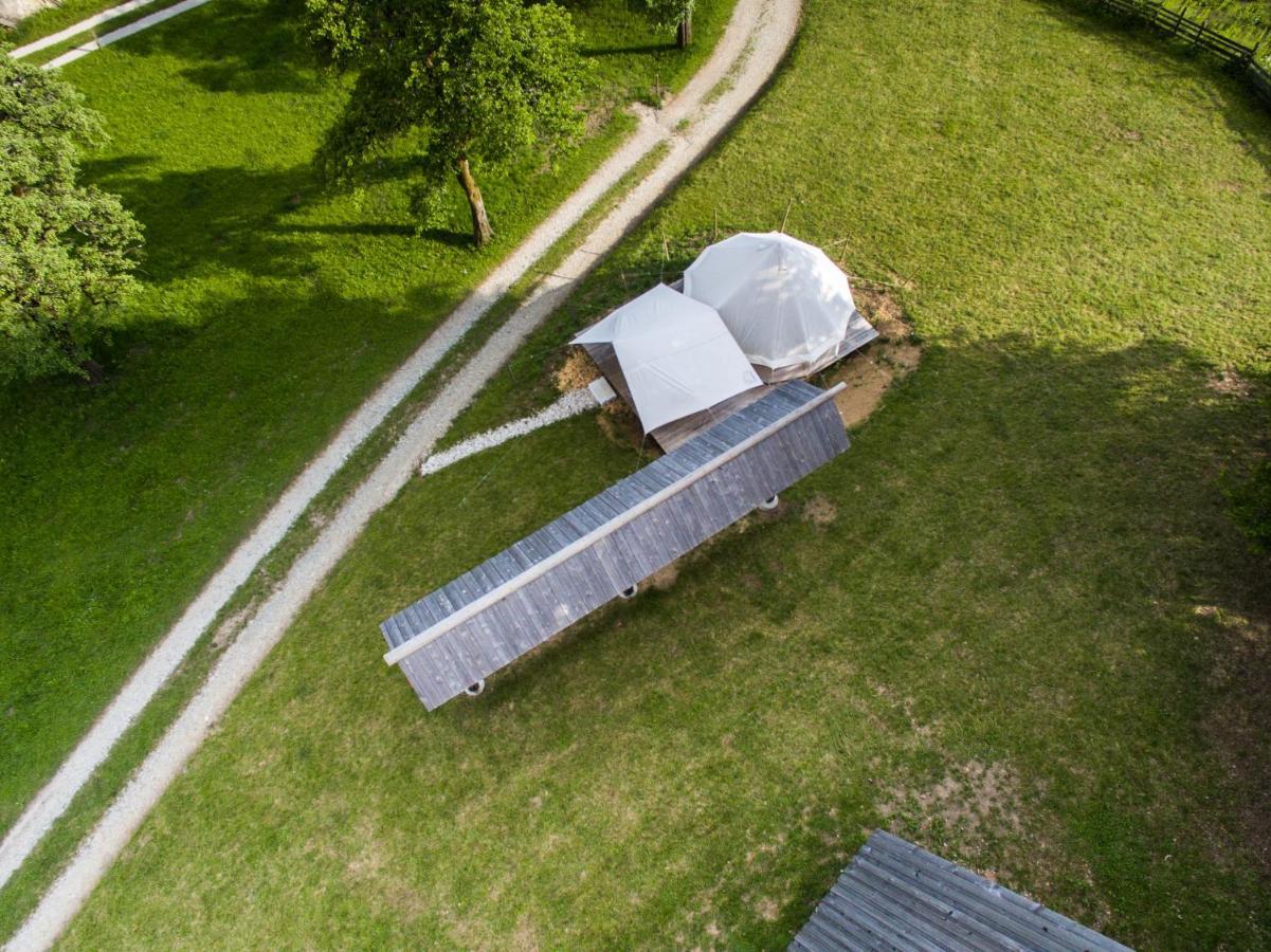 라도블리차 Puzman Farm Glamping 빌라 외부 사진