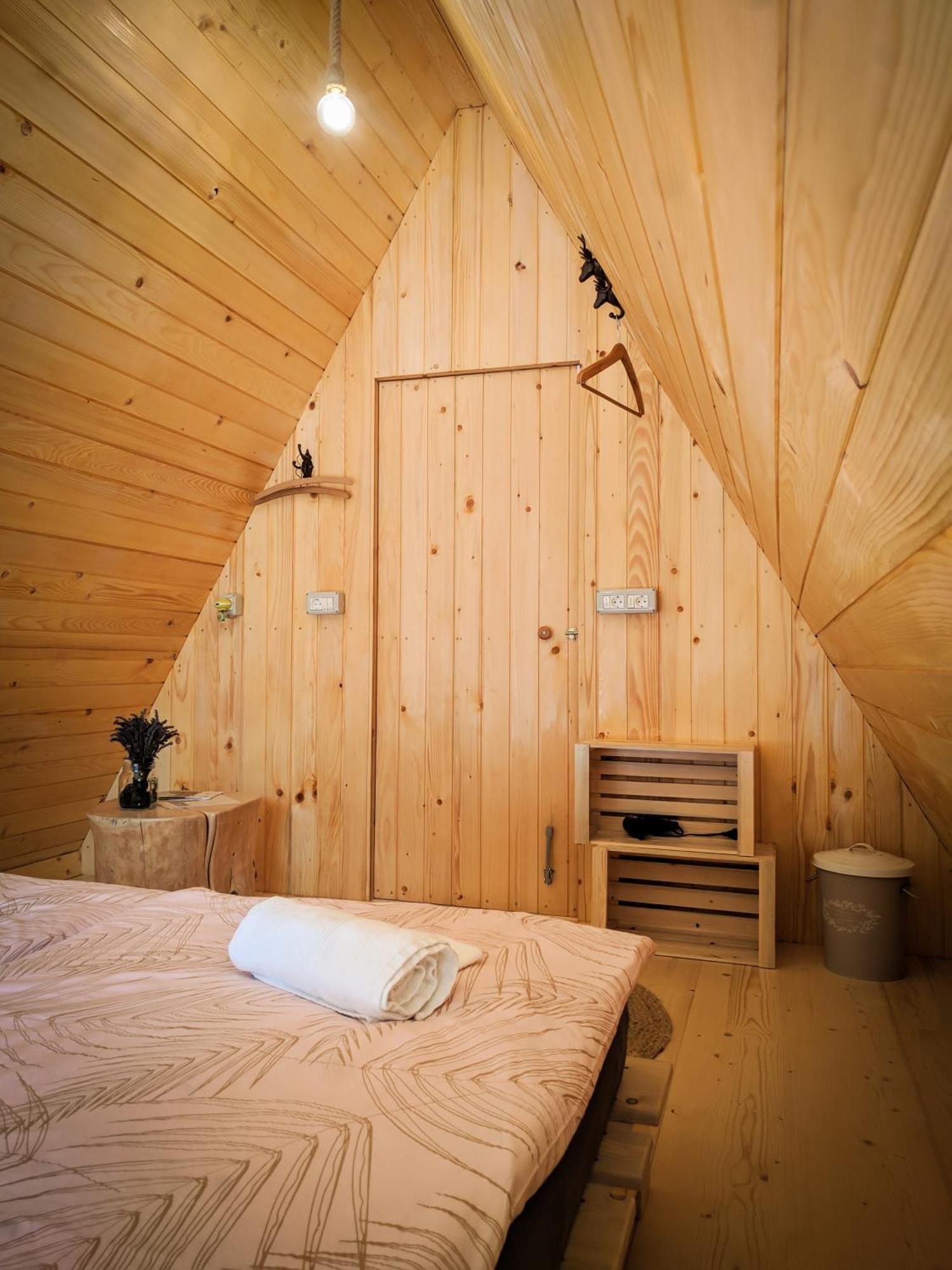라도블리차 Puzman Farm Glamping 빌라 외부 사진