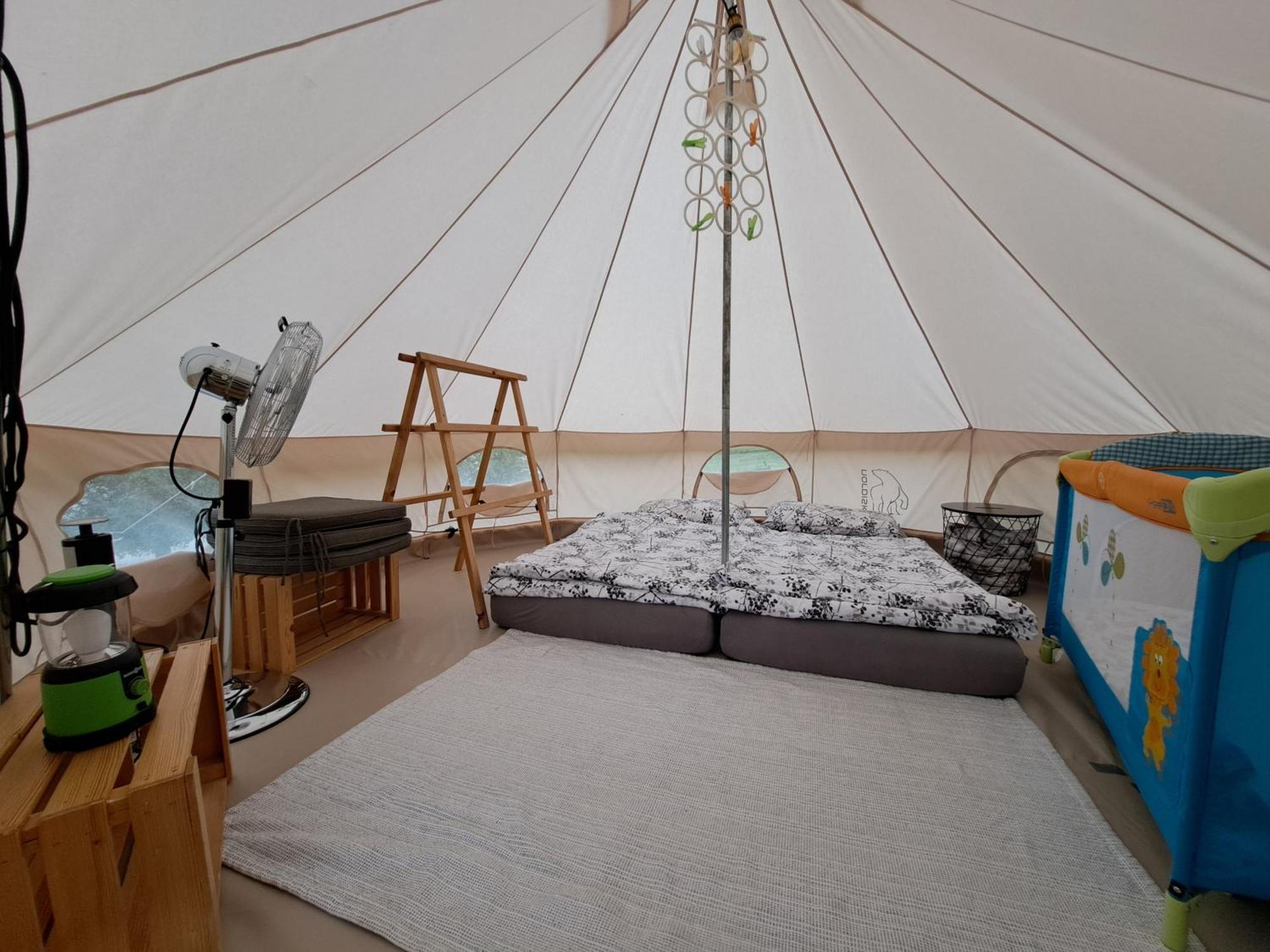라도블리차 Puzman Farm Glamping 빌라 외부 사진