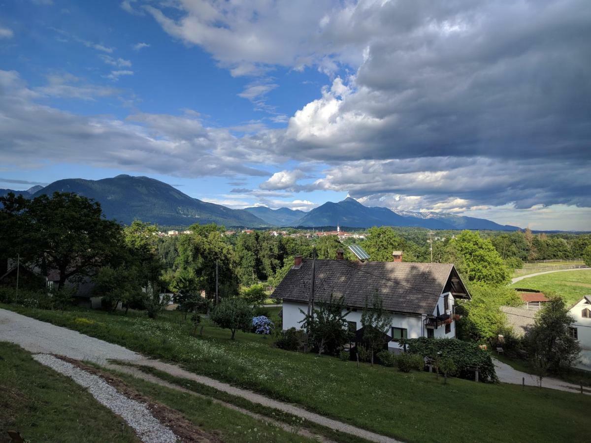 라도블리차 Puzman Farm Glamping 빌라 외부 사진